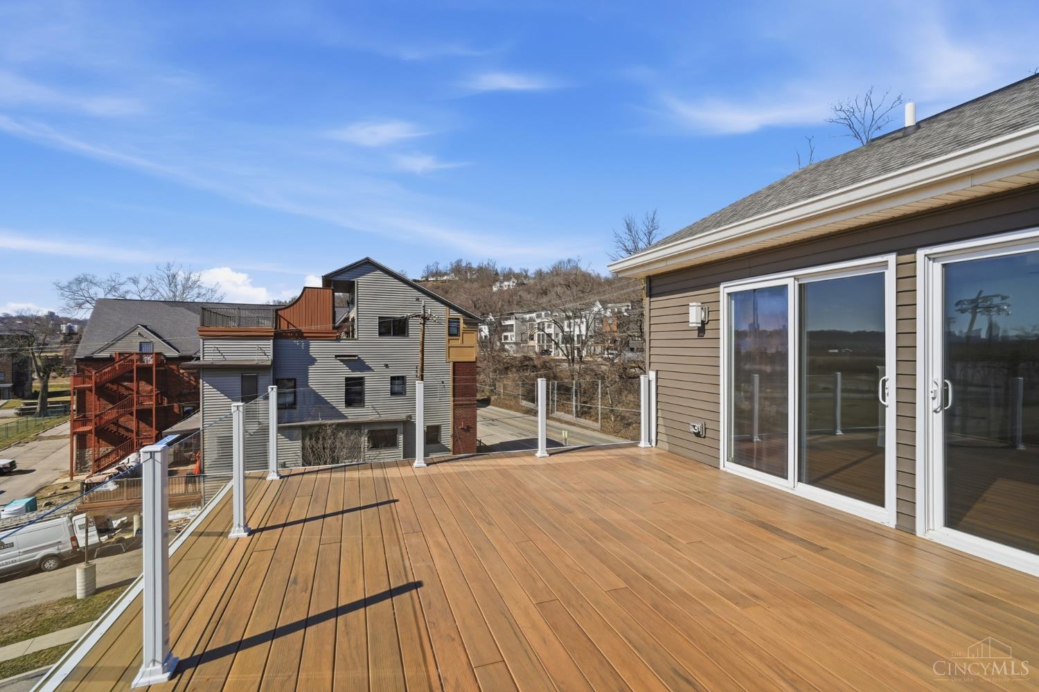 3003 Riverside Drive