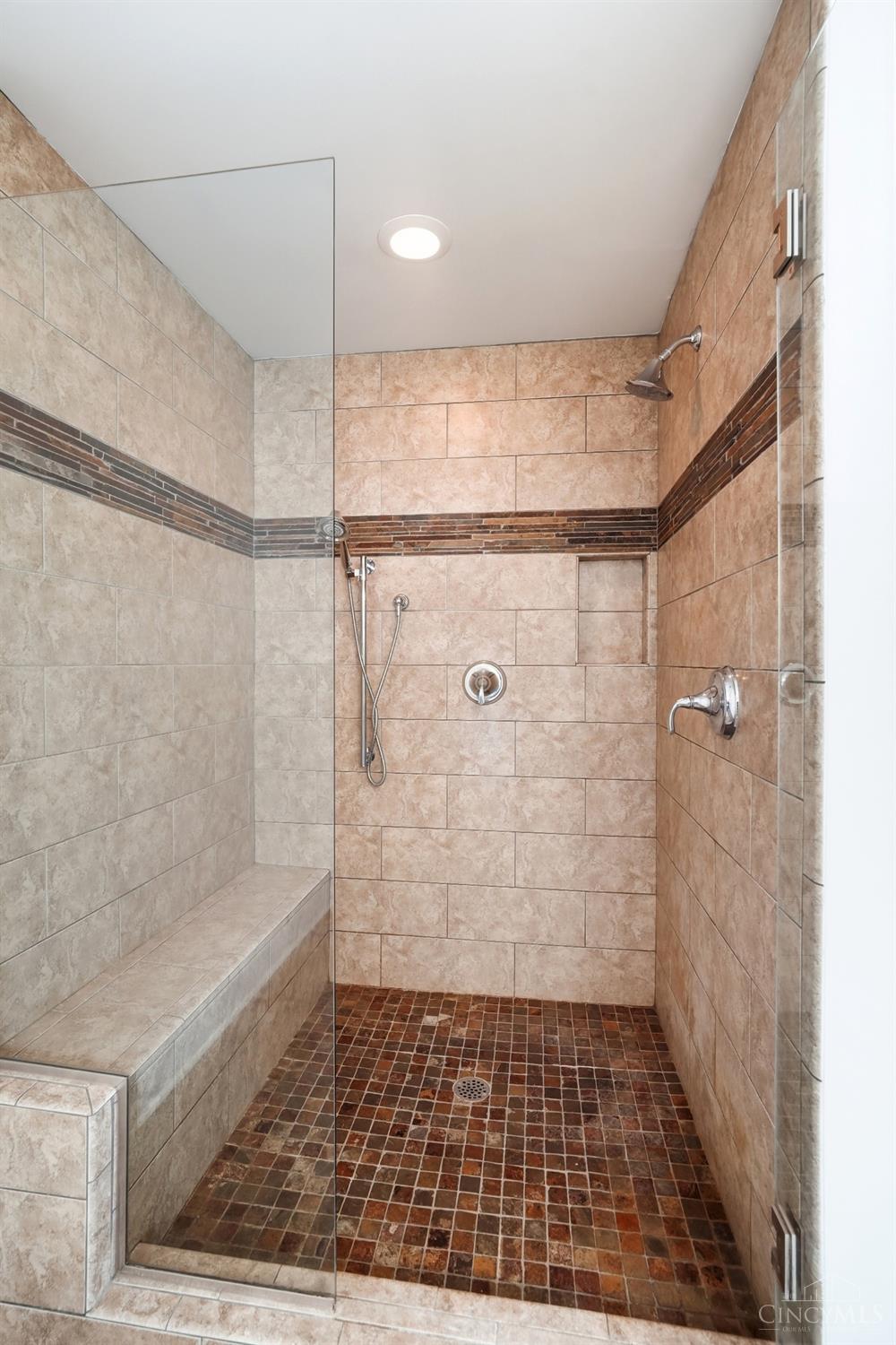 3003 Riverside Drive