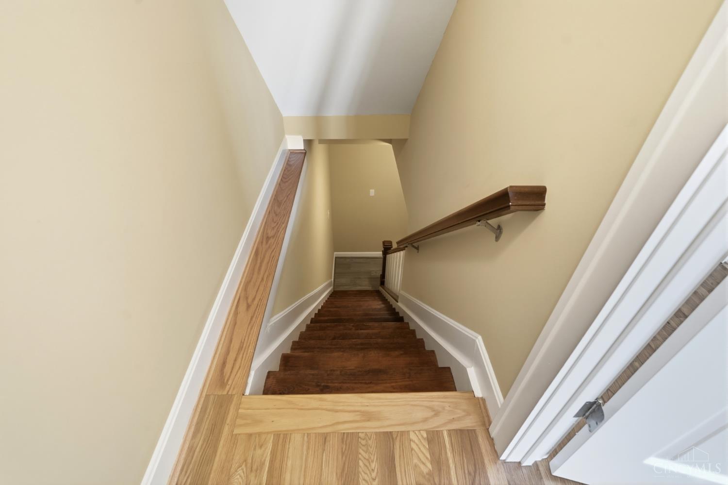 3003 Riverside Drive