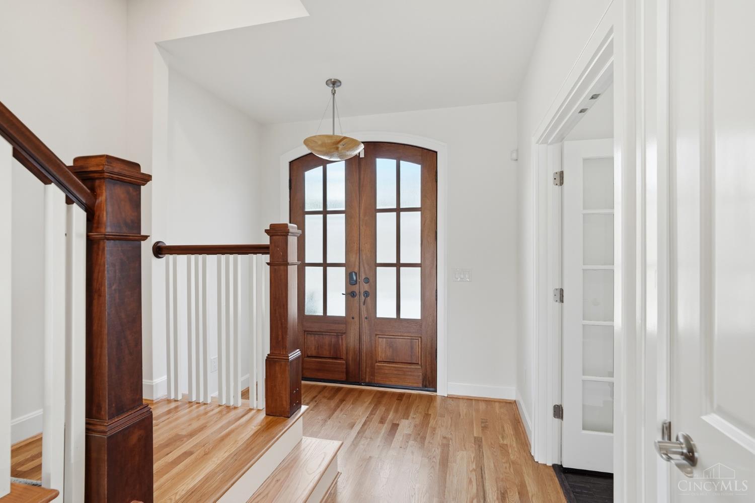 3003 Riverside Drive