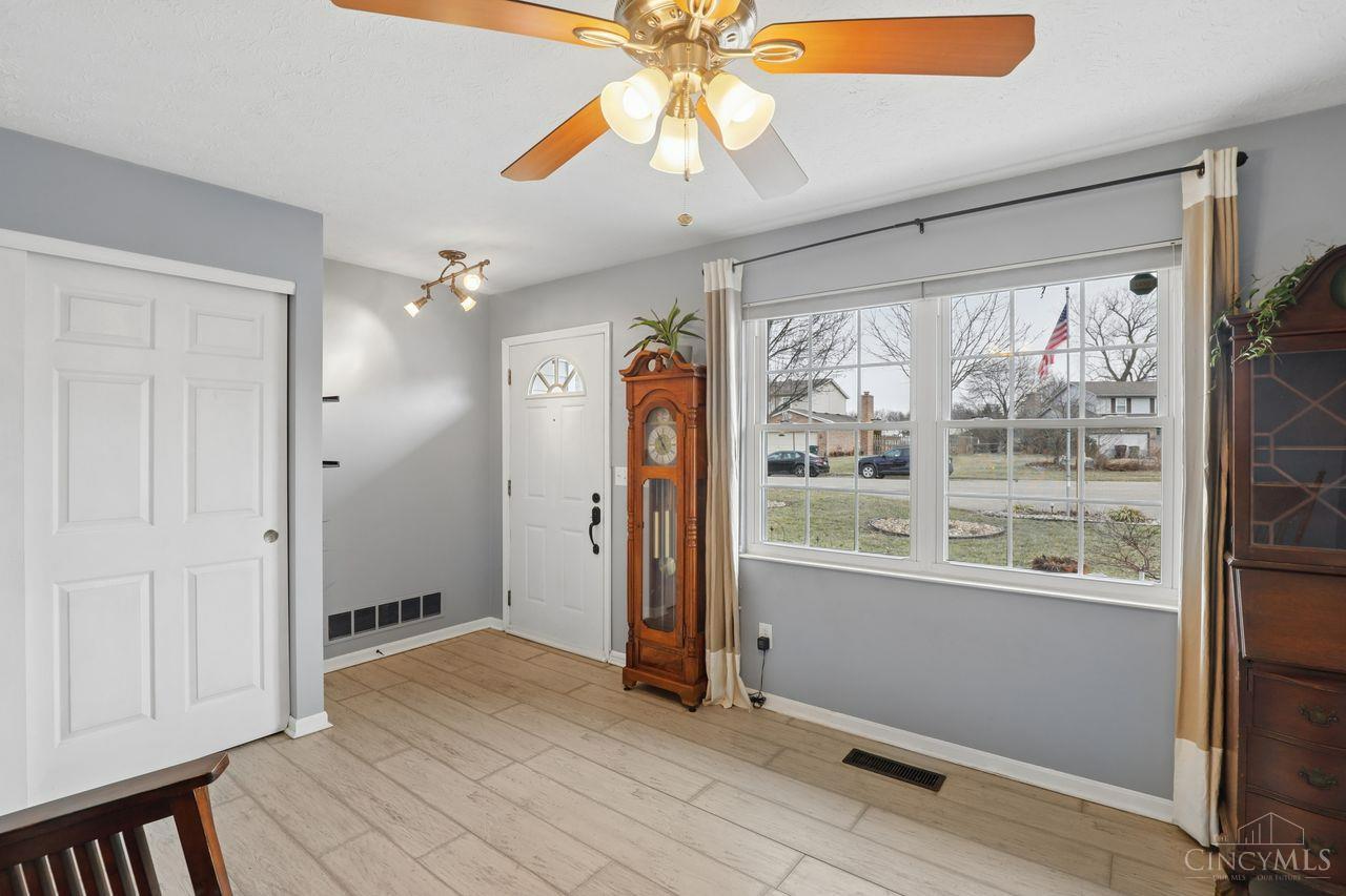 6183 Shawna Court