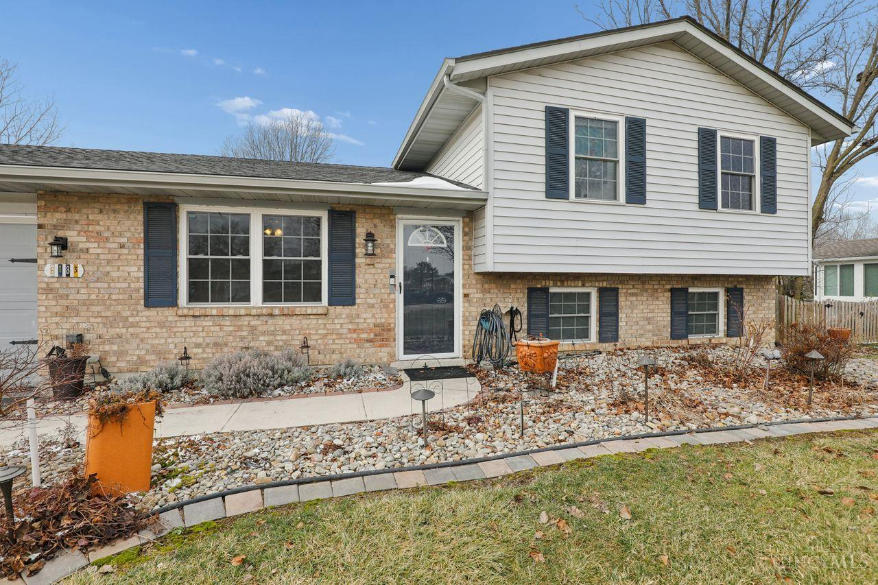6183 Shawna Court