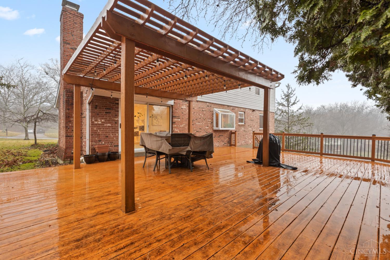 7822 Shadowhill Way