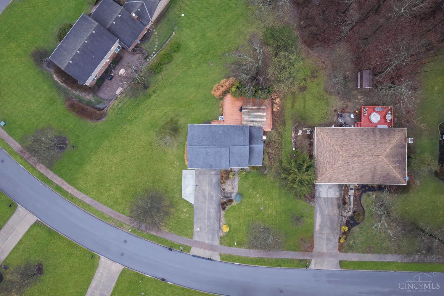 7822 Shadowhill Way