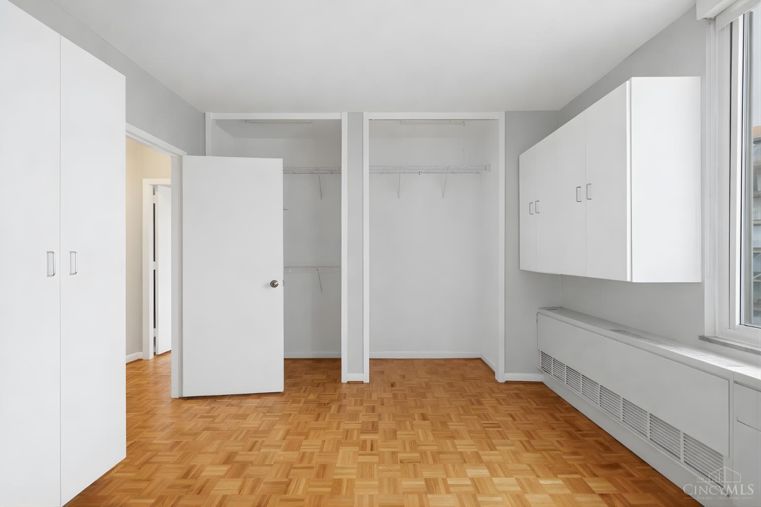 2401 Ingleside Avenue 4A