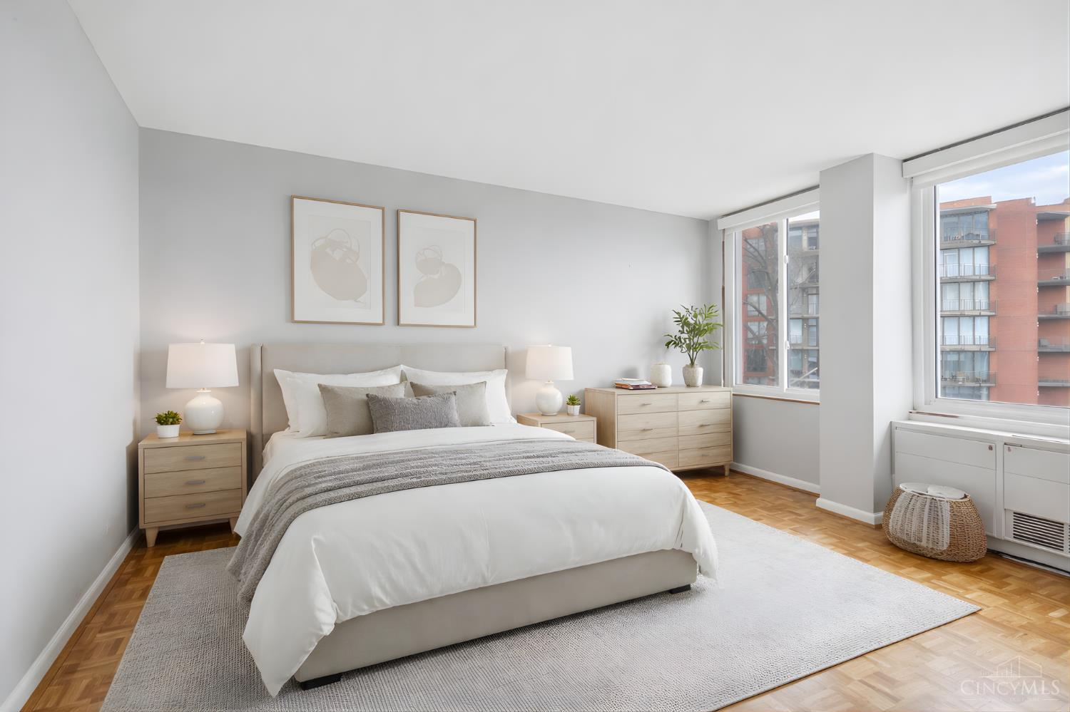 2401 Ingleside Avenue 4A