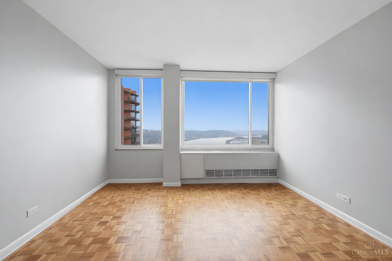 2401 Ingleside Avenue 4A