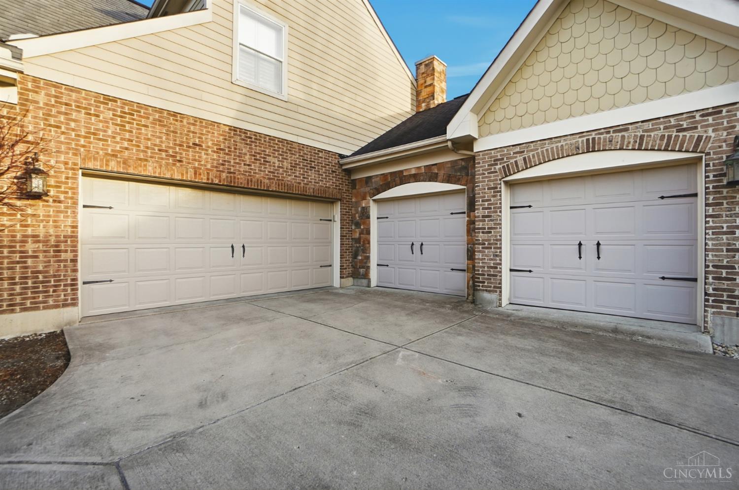1511 Indian Bluffs Drive