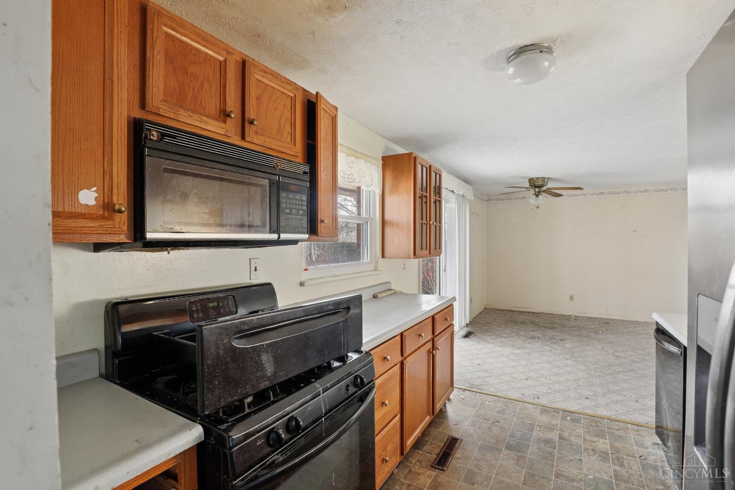 12128 Benadir Road