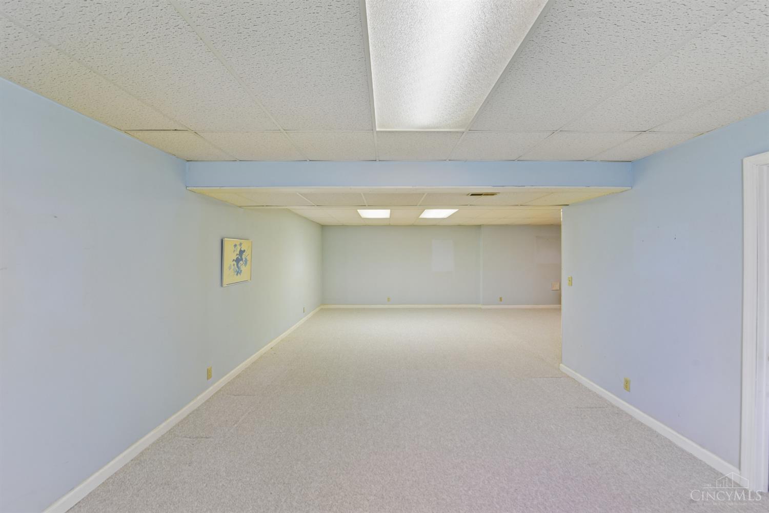 4467 Oakville Drive