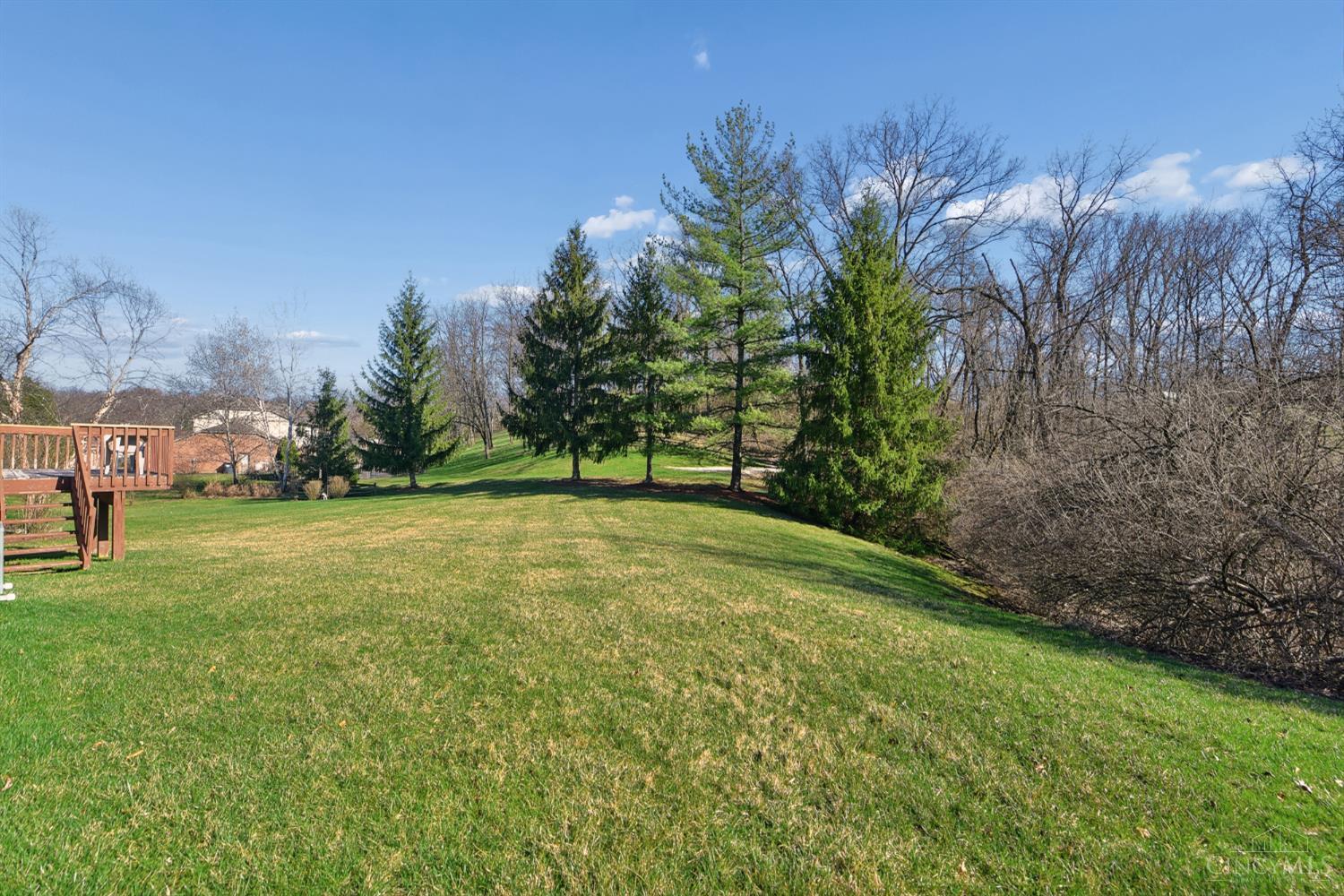 4467 Oakville Drive