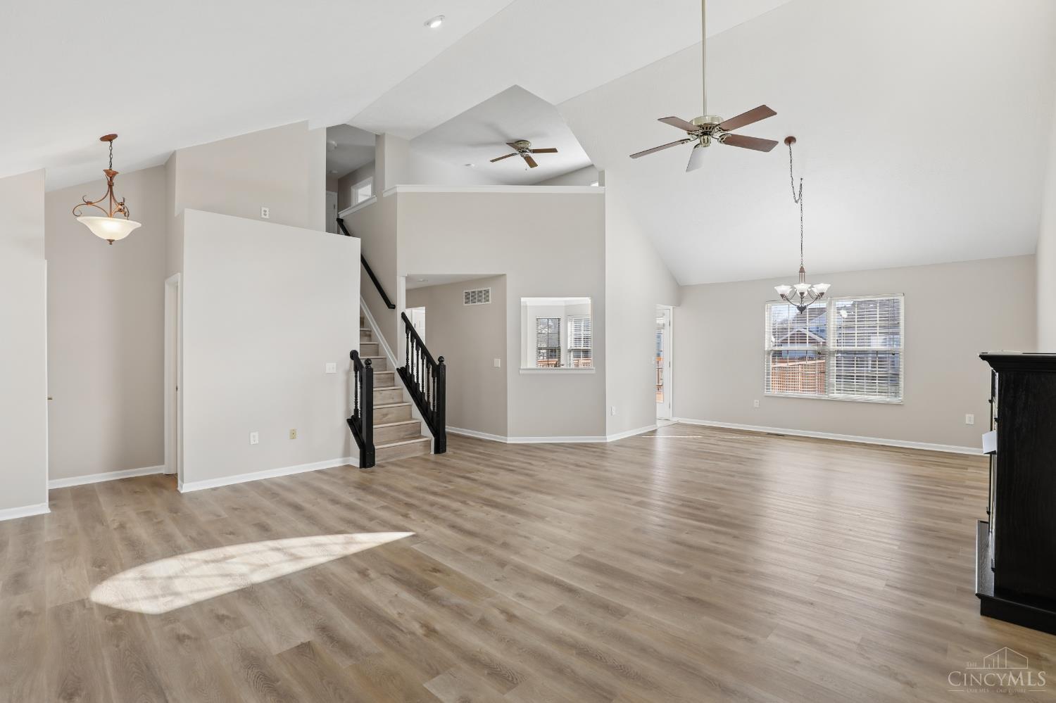 6636 Honeysuckle Lane