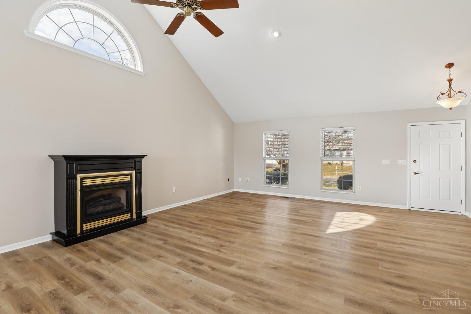 6636 Honeysuckle Lane