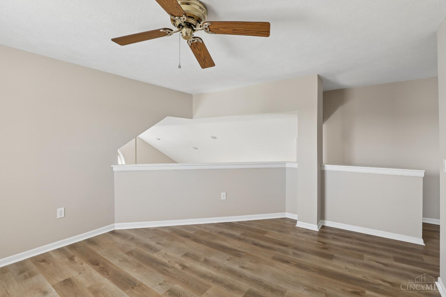 6636 Honeysuckle Lane