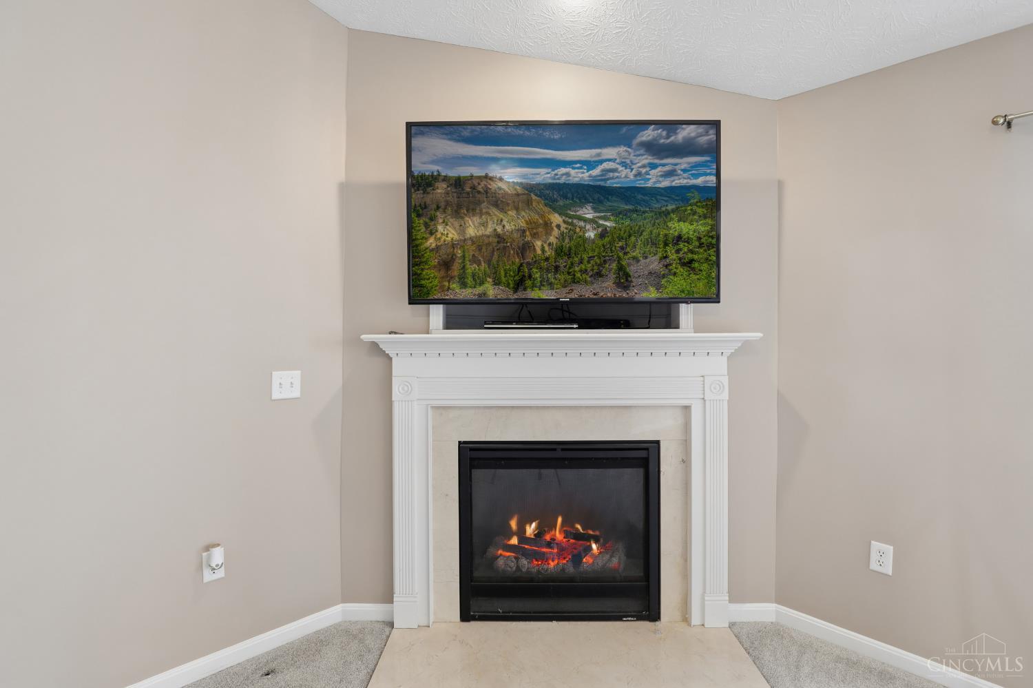 7970 Paradise Cove