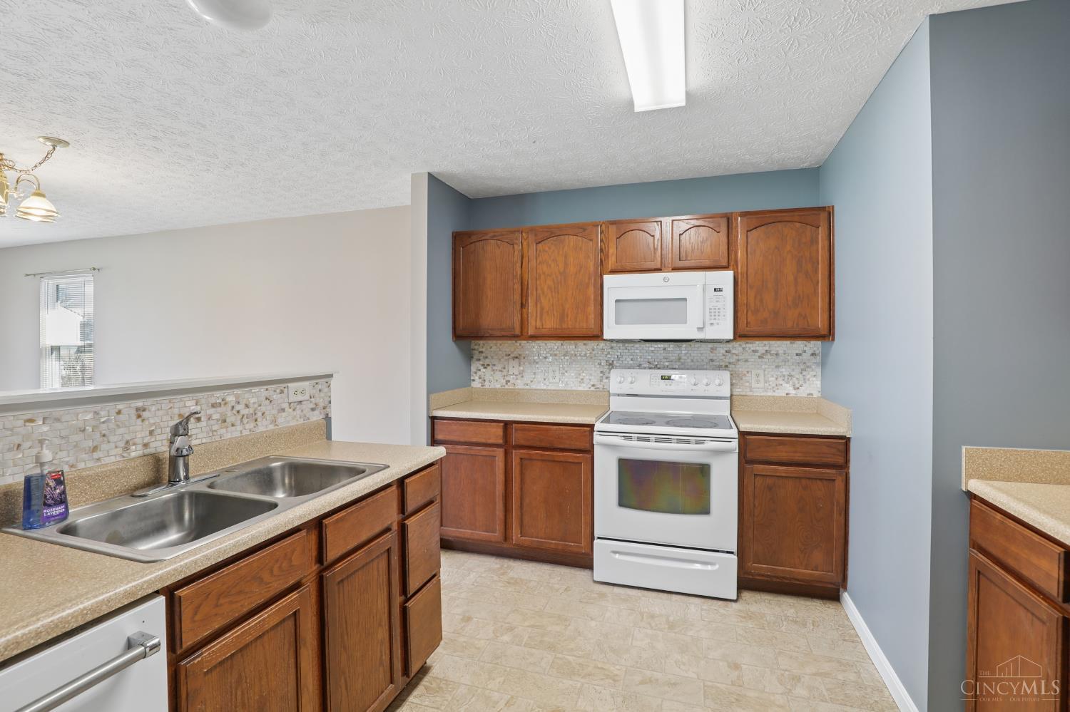 7970 Paradise Cove