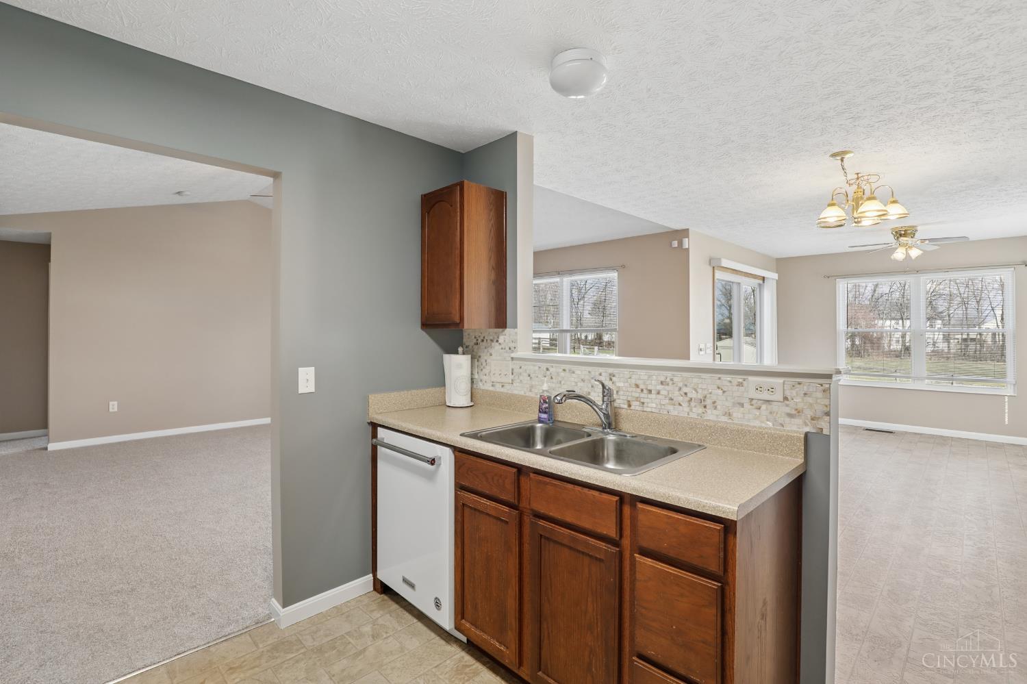 7970 Paradise Cove