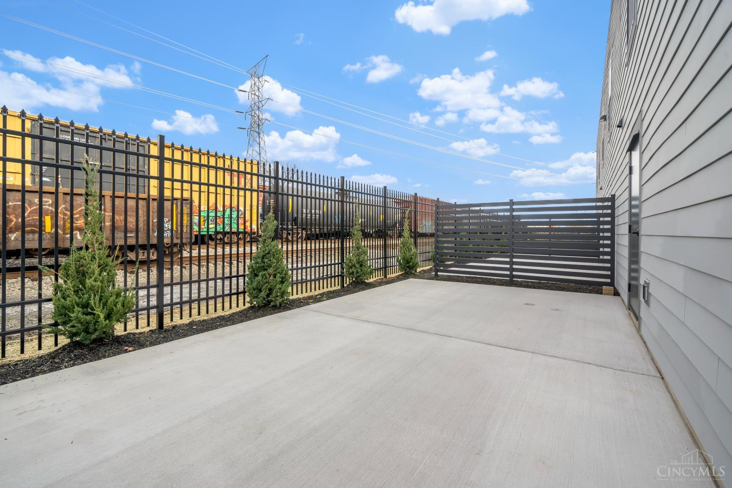 4477 Thirty Fourth Avenue 27