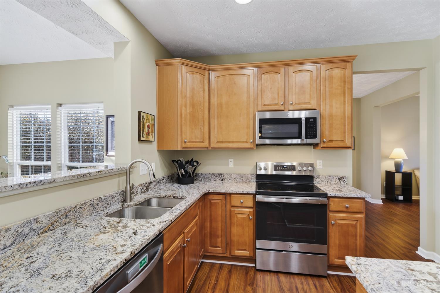 5466 Gwenolyn Ridge