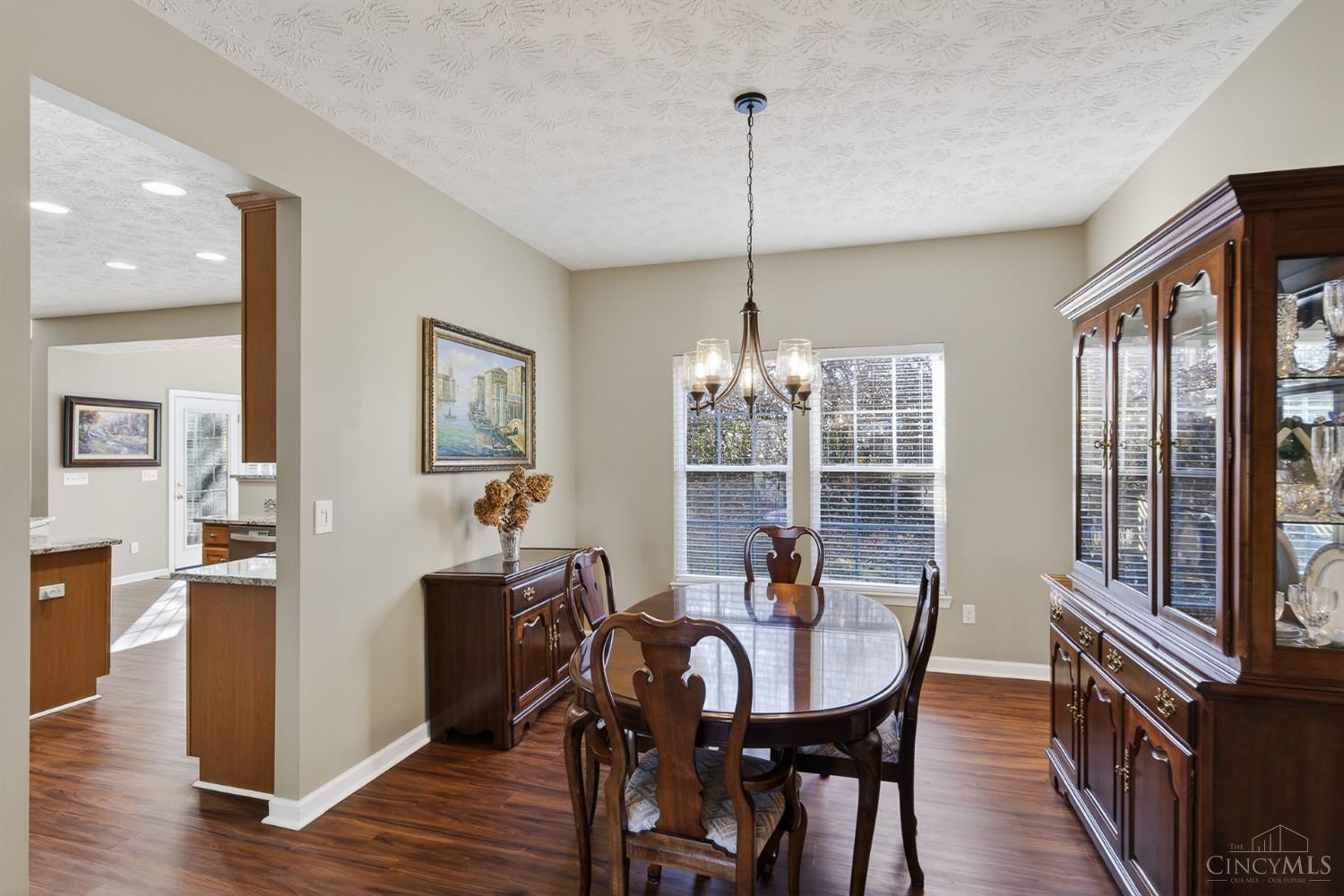 5466 Gwenolyn Ridge