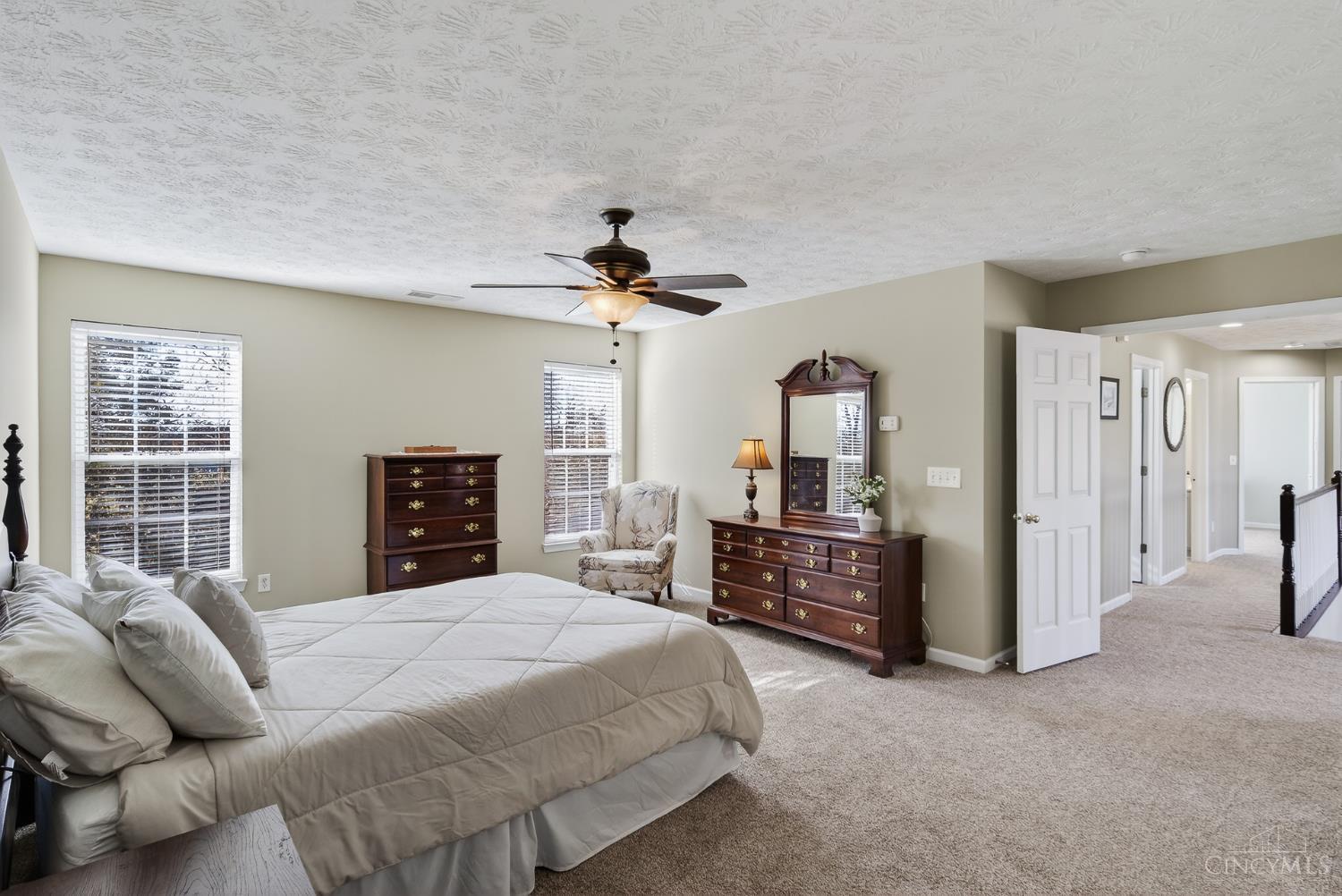 5466 Gwenolyn Ridge