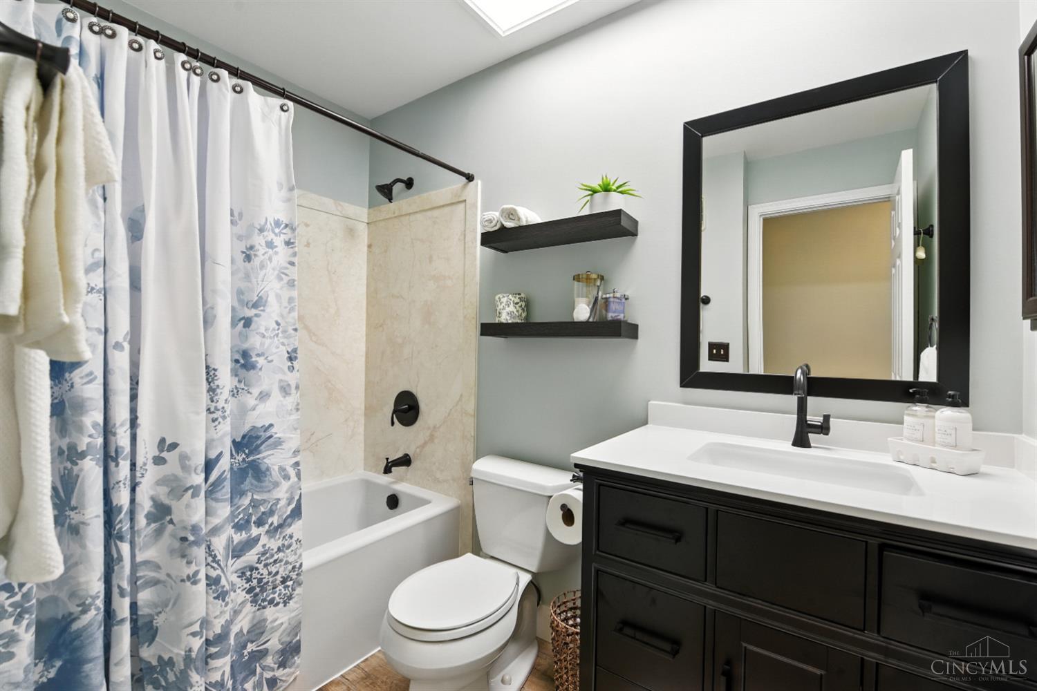 5445 Belle Meade