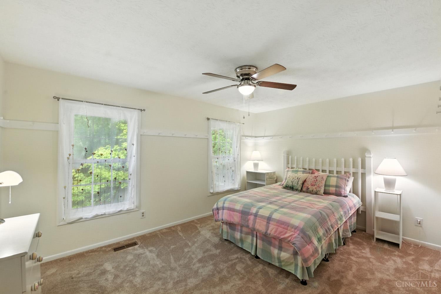 5445 Belle Meade