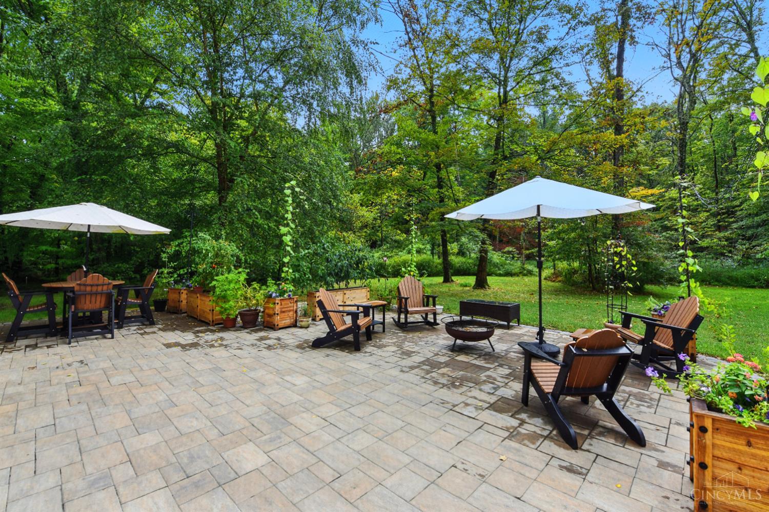5445 Belle Meade