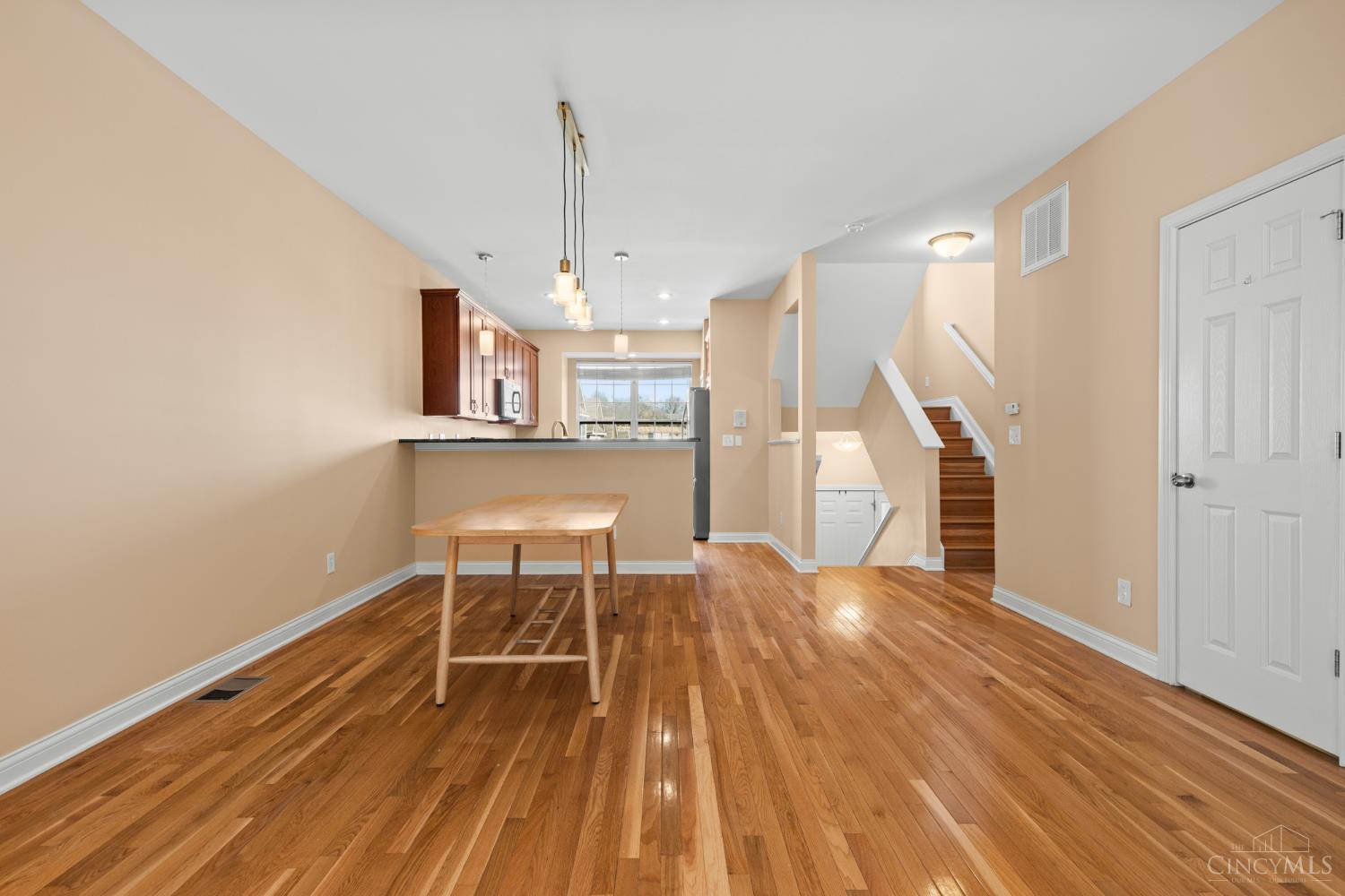 5321 Reserve Circle