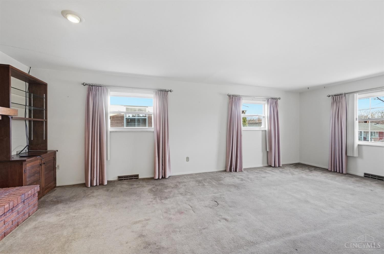 571 Libbejo Drive