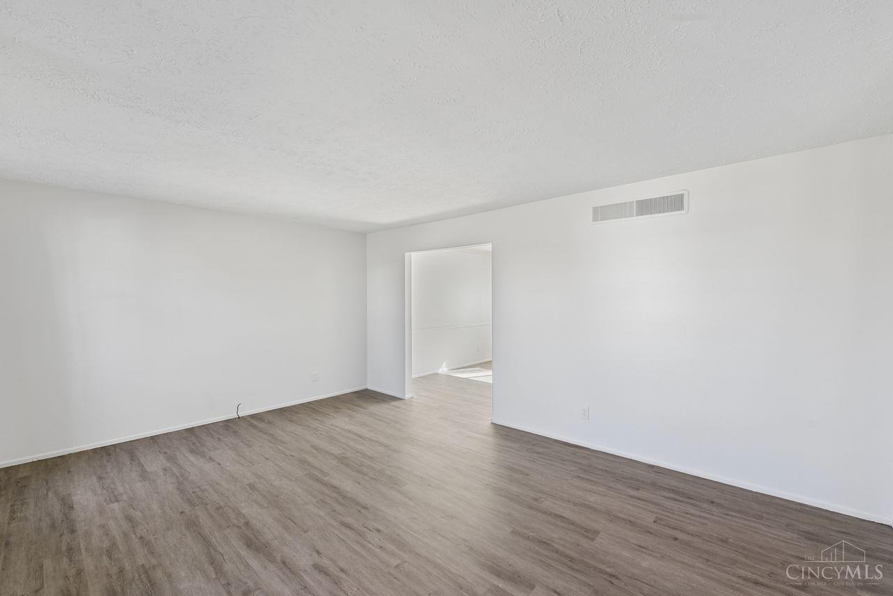 1128 Oldwick Drive