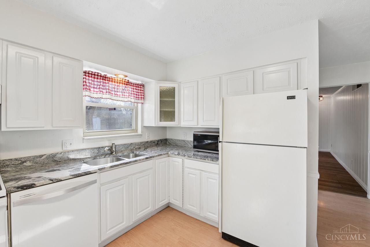 1128 Oldwick Drive