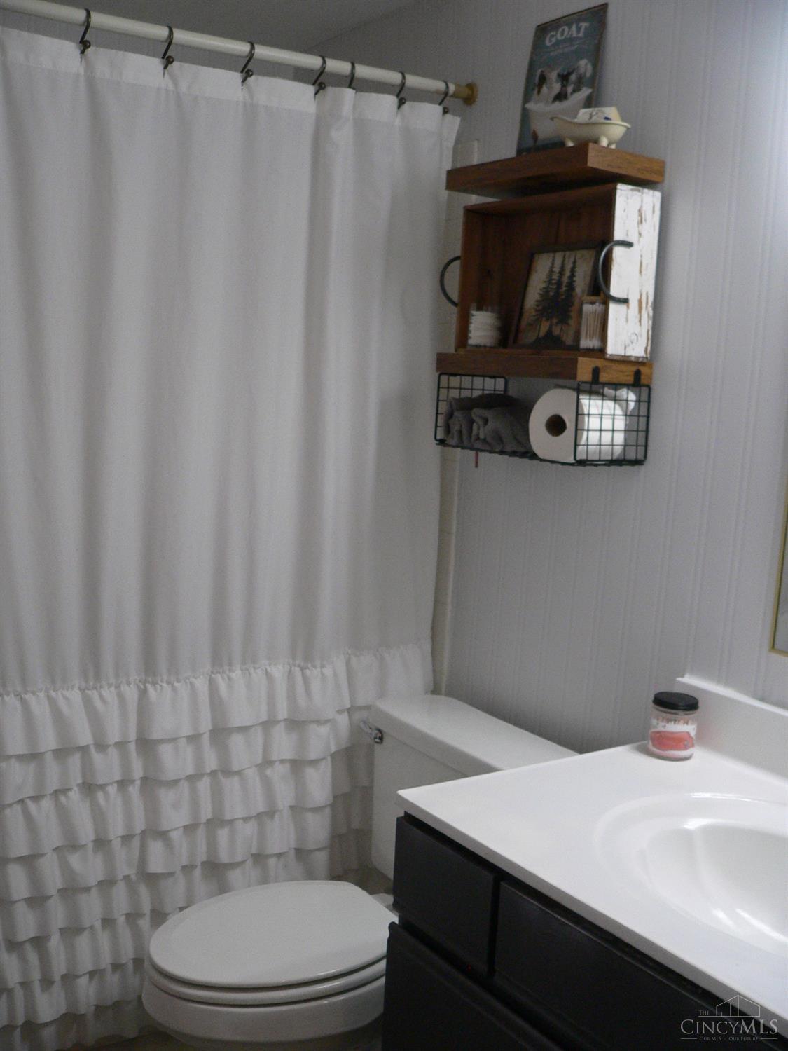 5986 Meadow Creek Drive 2