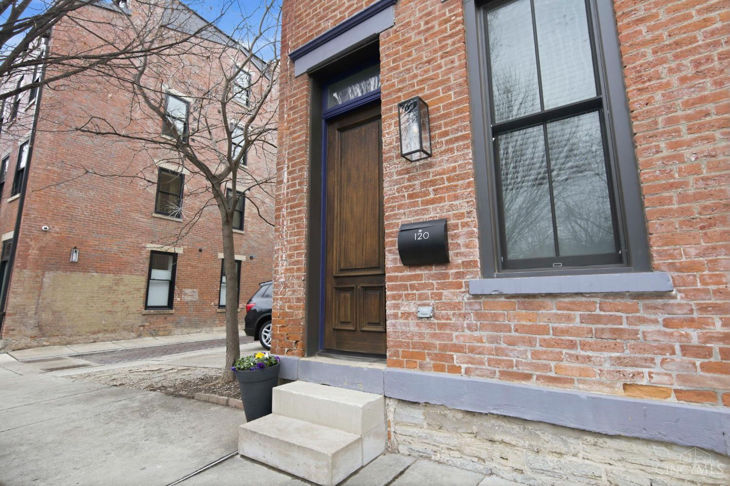 120 W Fourteenth Street