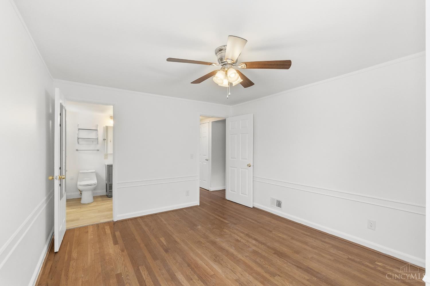 6123 Kingsford Drive