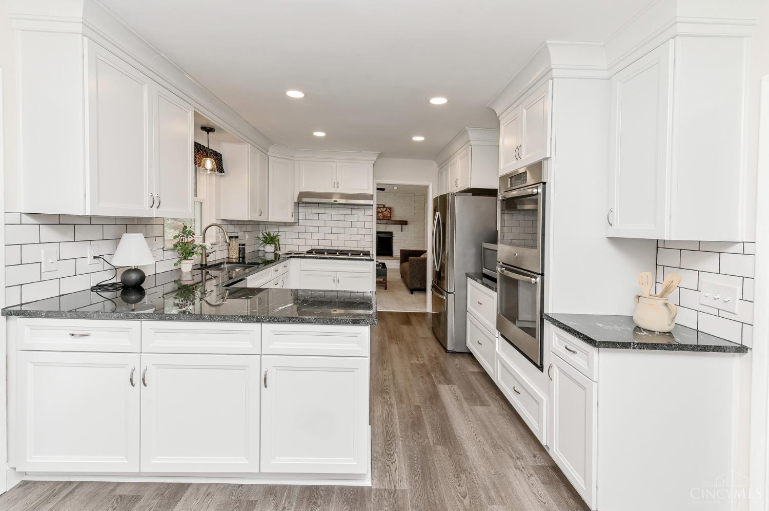 698 Cedar Knolls Court
