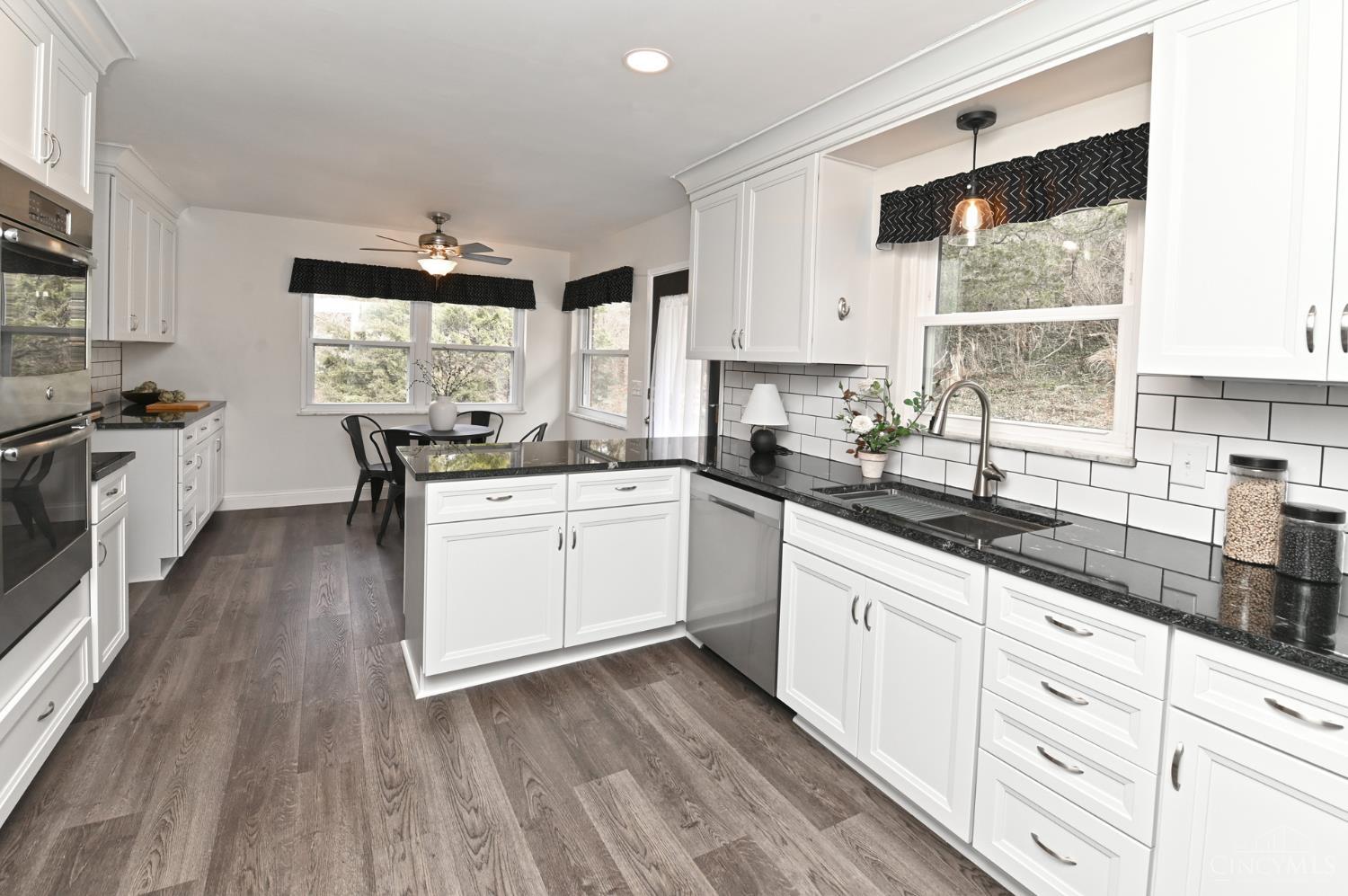 698 Cedar Knolls Court