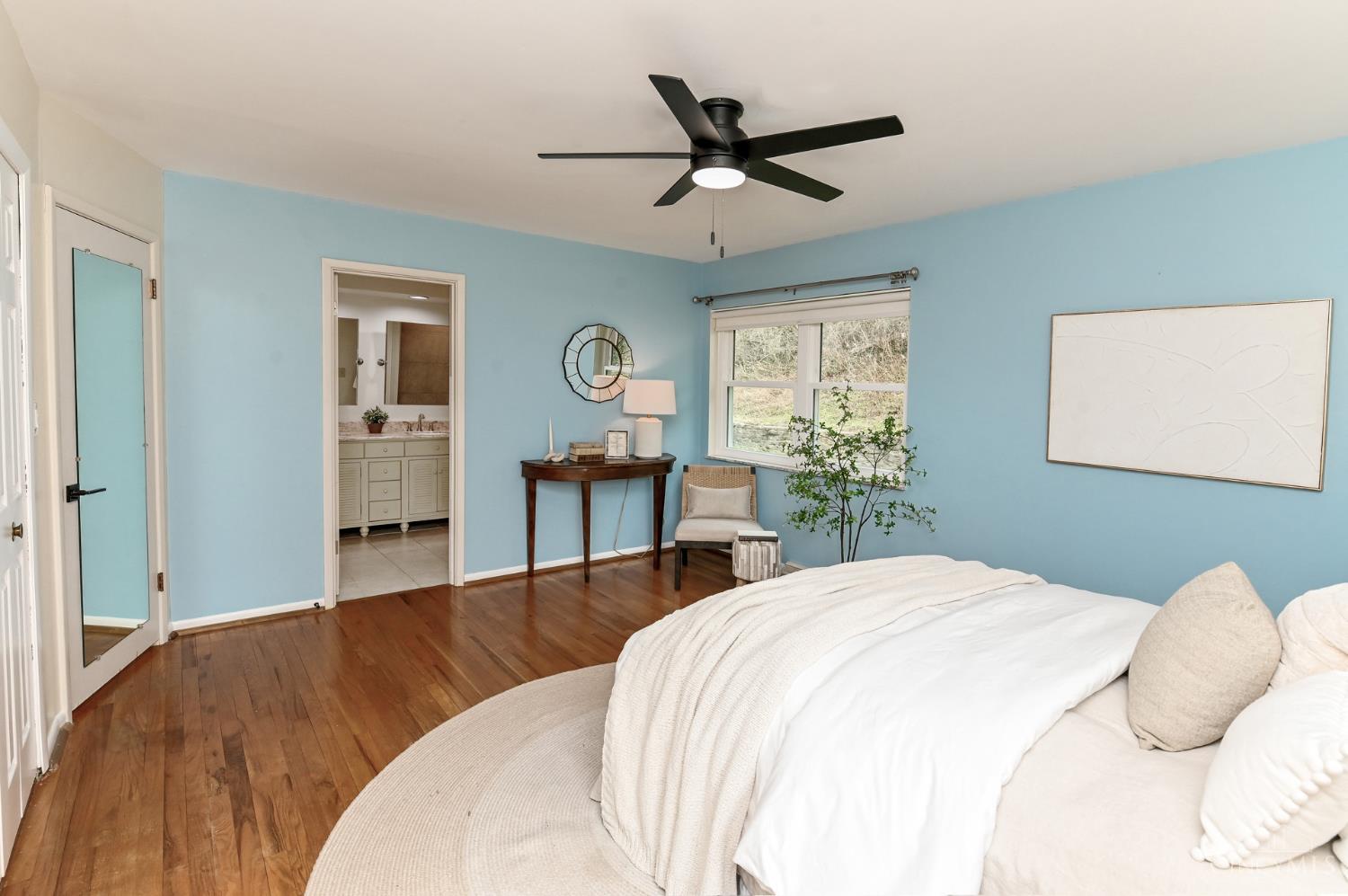 698 Cedar Knolls Court