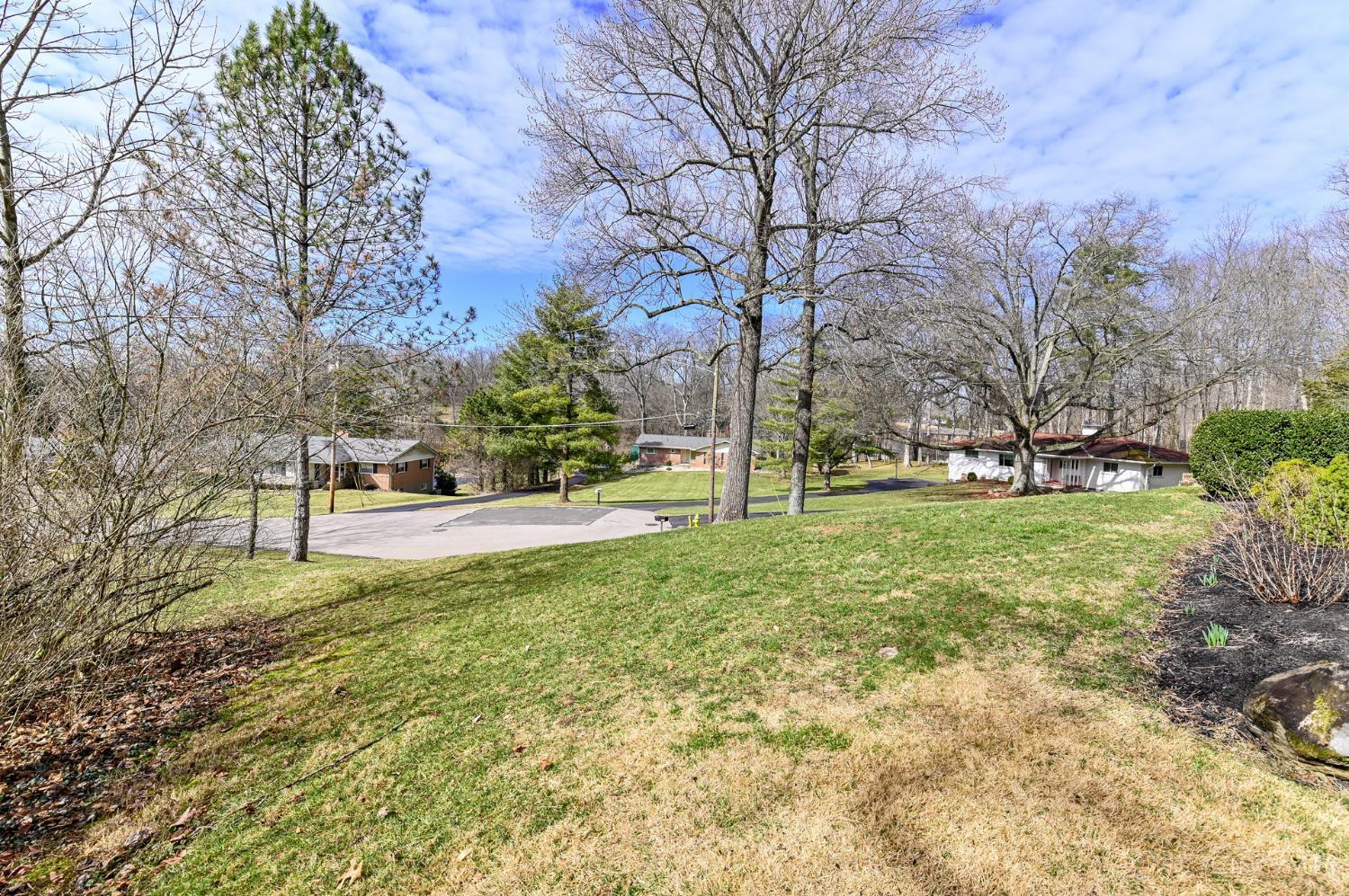 698 Cedar Knolls Court
