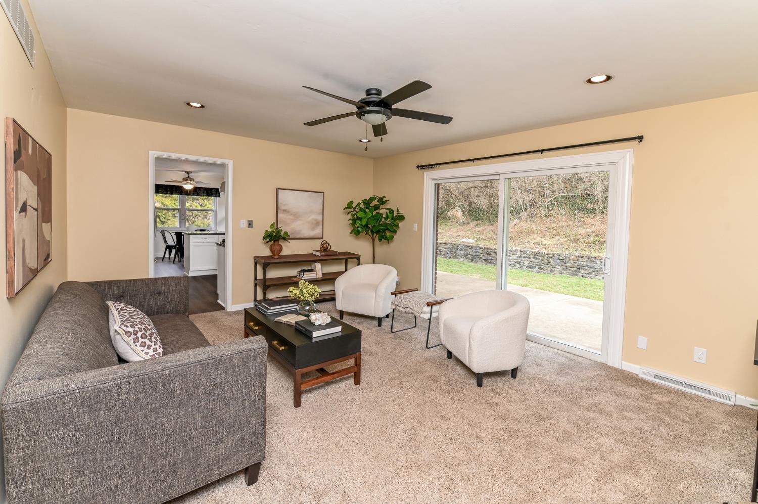 698 Cedar Knolls Court