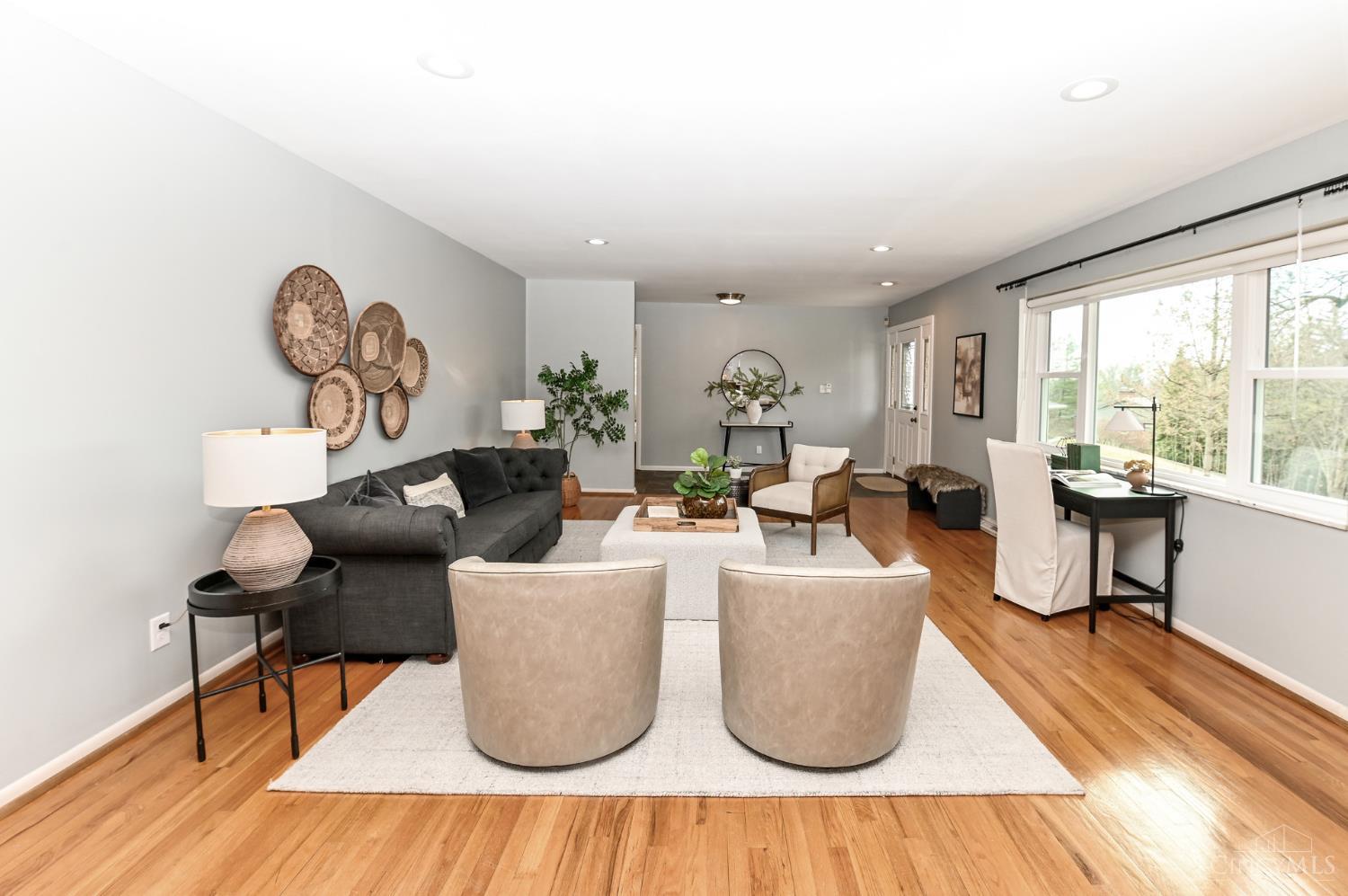 698 Cedar Knolls Court
