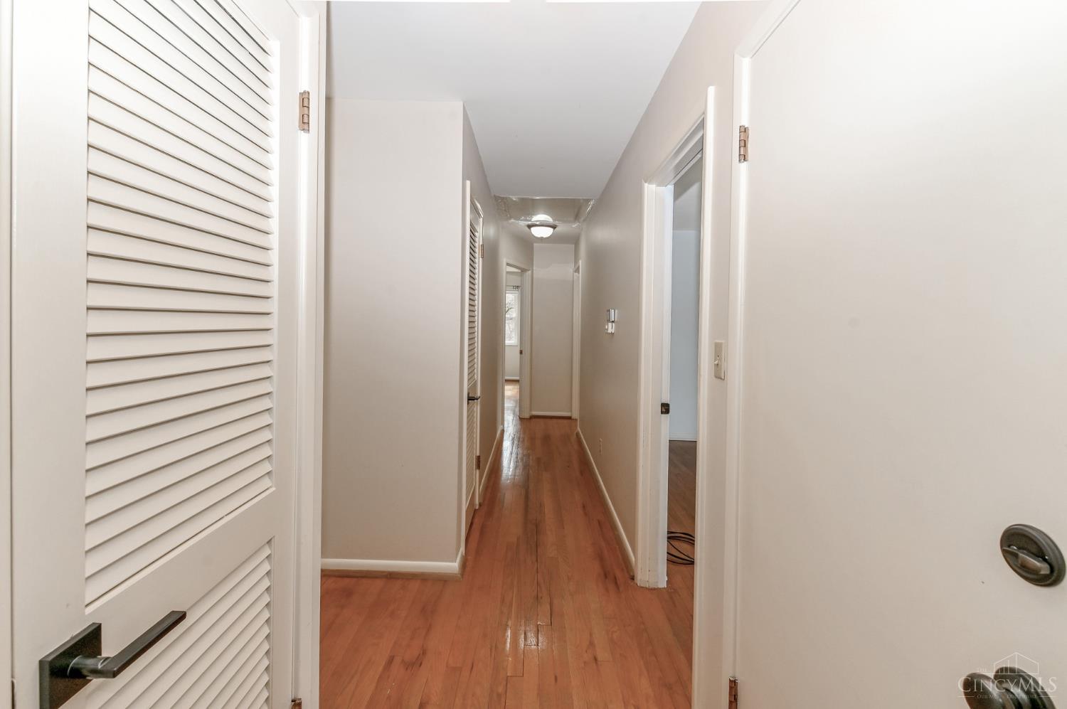 698 Cedar Knolls Court