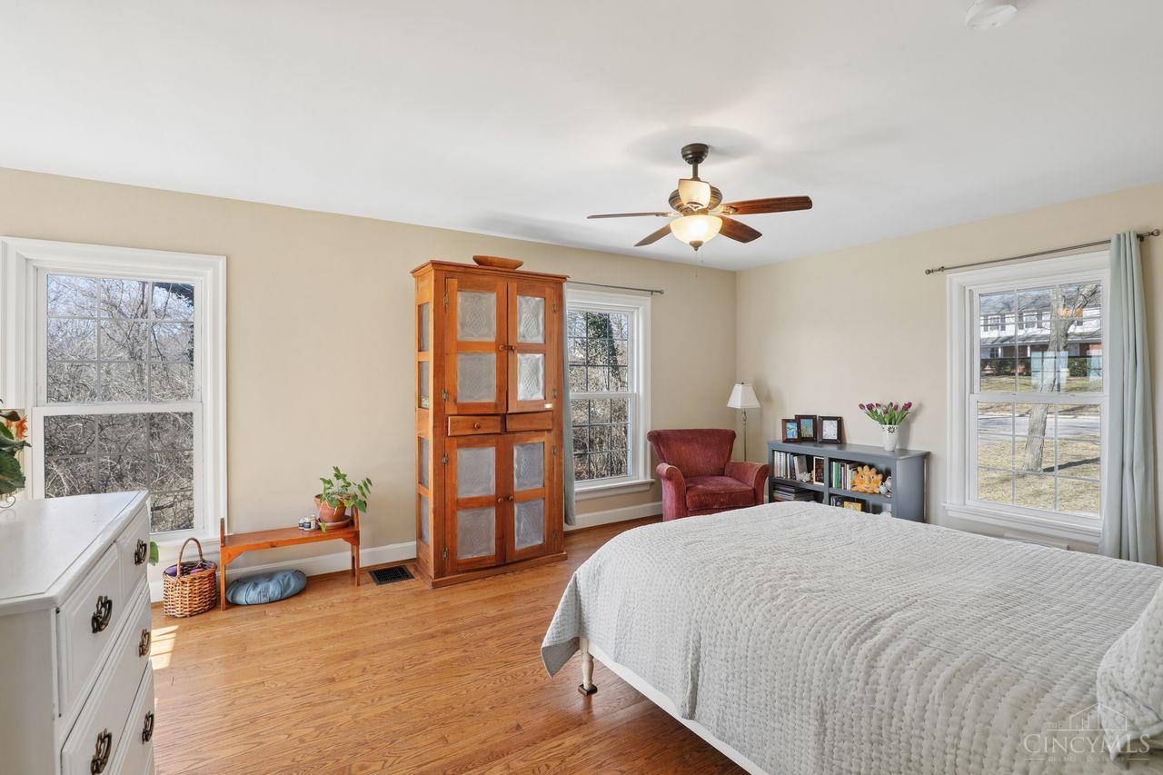 3817 Davenant Avenue