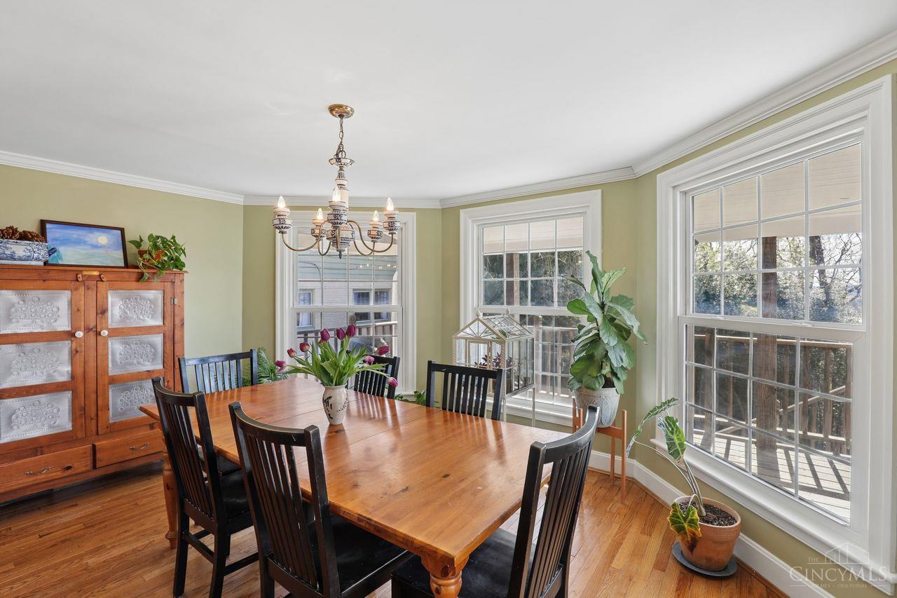 3817 Davenant Avenue