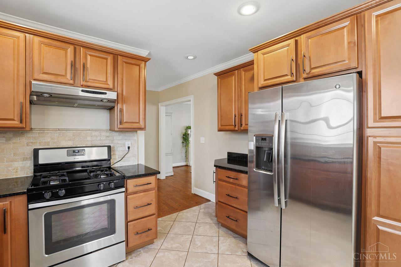 3817 Davenant Avenue