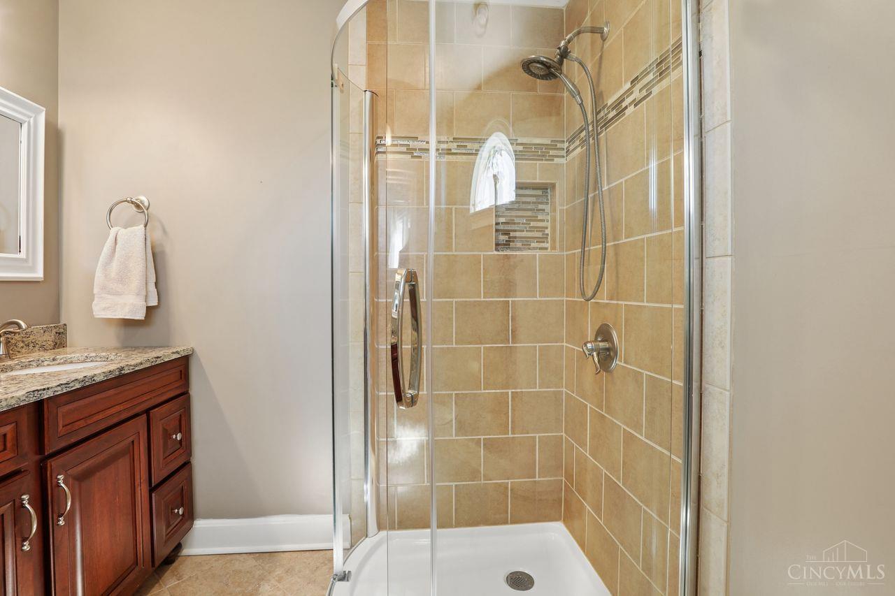 3817 Davenant Avenue