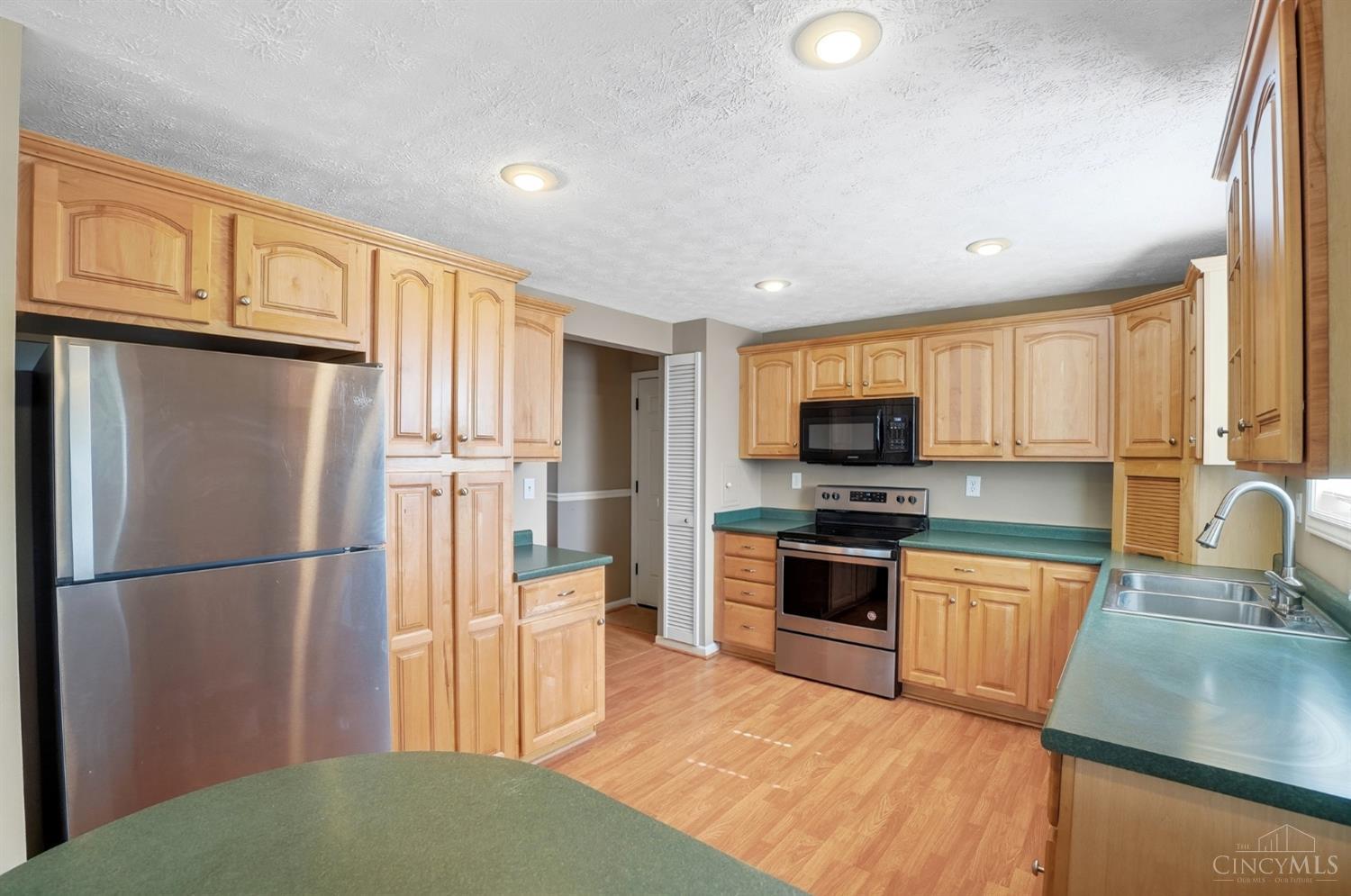 6023 Squirehill Court