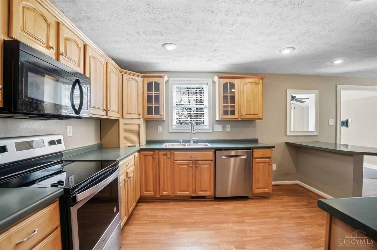 6023 Squirehill Court