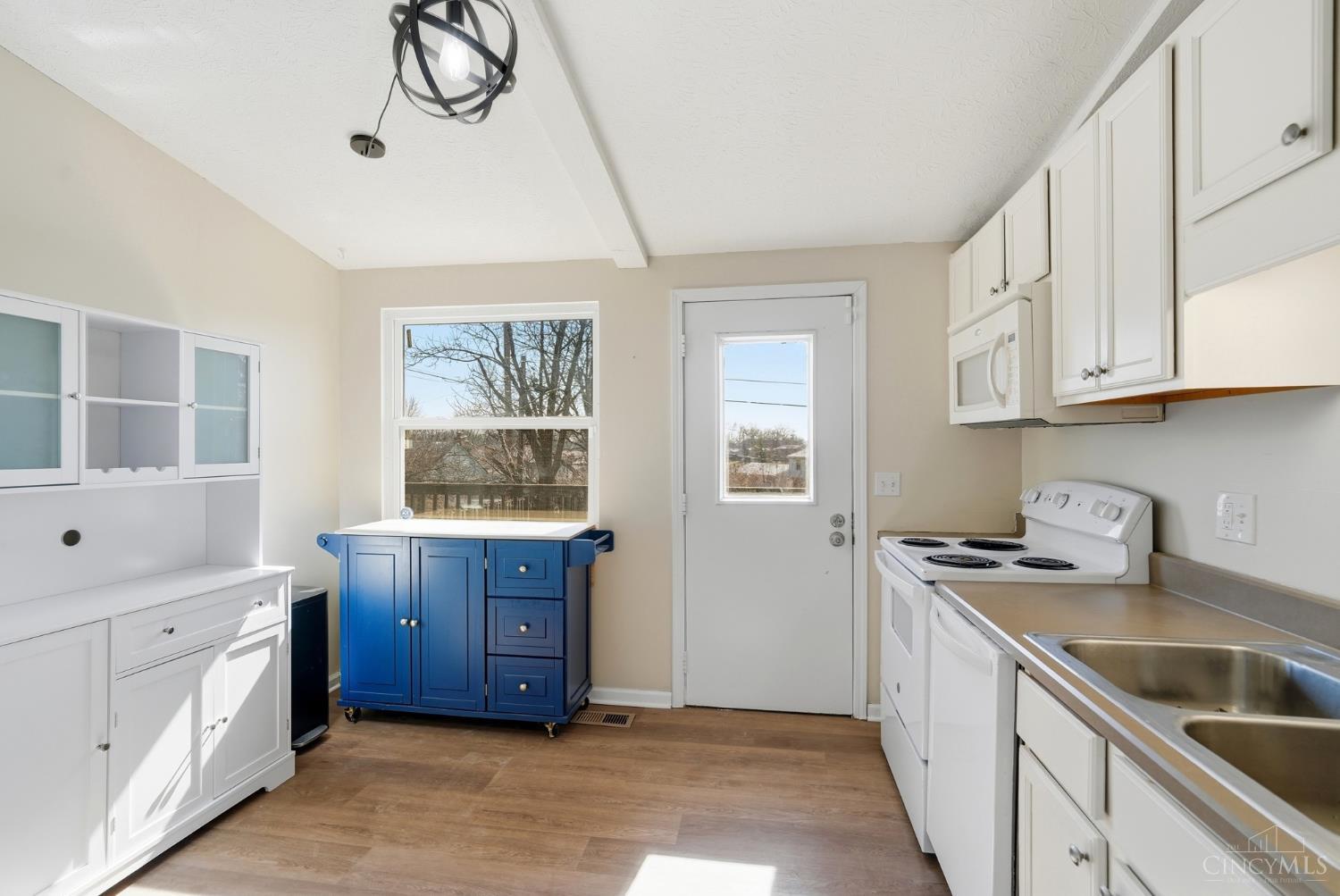 4979 Bonaventure Court