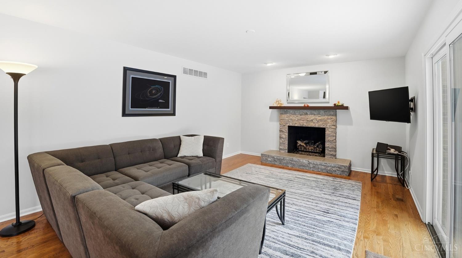 1858 Foxhollow Drive